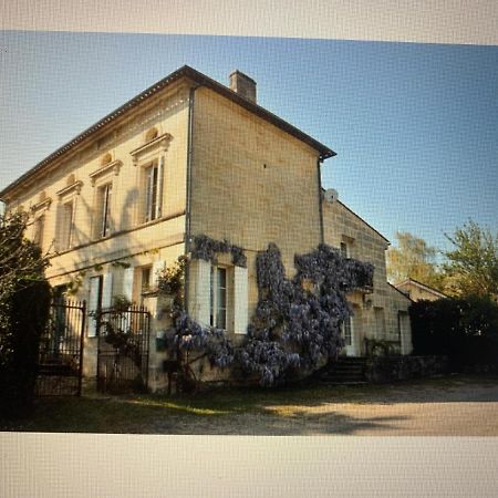 Buisson Gite Et Chambre D'Hote Laruscade Extérieur photo